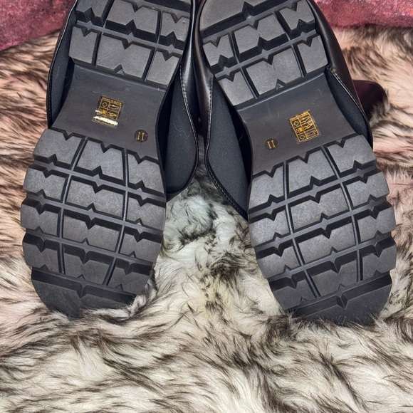 Azalea Wang Mate Black Ruched Boots - Picture 6 of 7